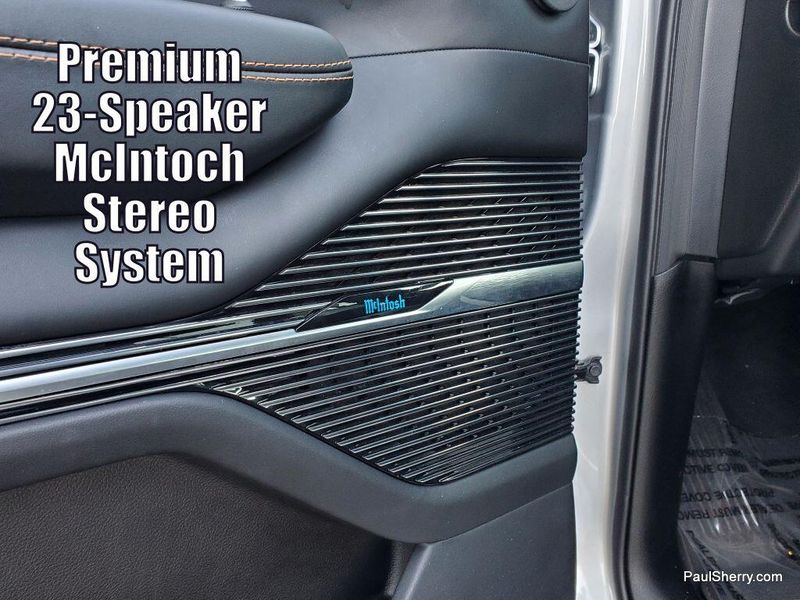 2024 Jeep Grand Wagoneer L III photo 26