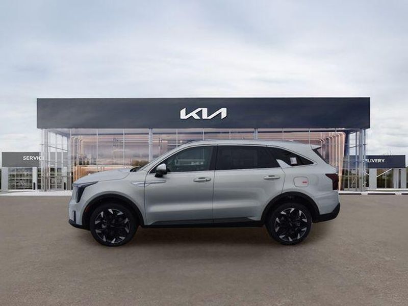 New 2026 Kia Sorento EXImage 7