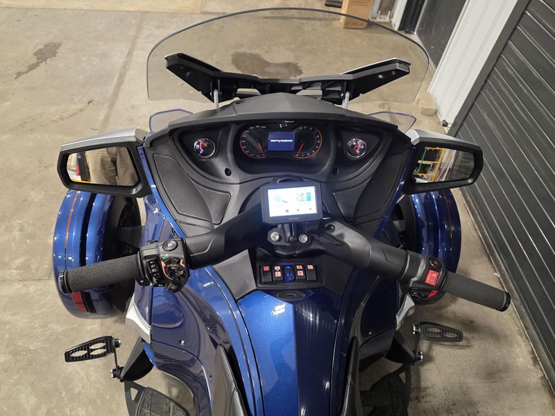 Used 2017 Can-Am Spyder RT Base 