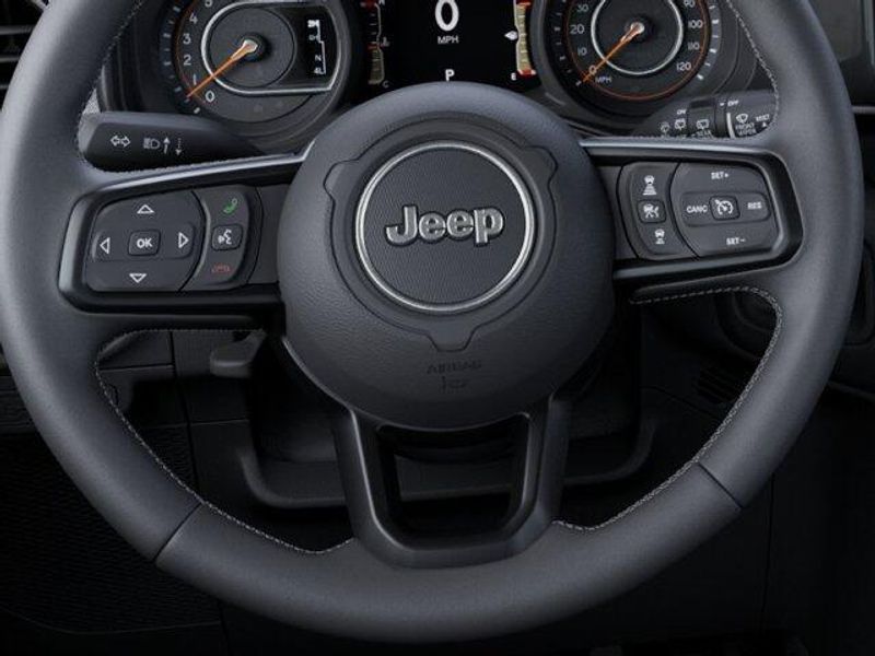 Jeep Wrangler 4xE Image 19