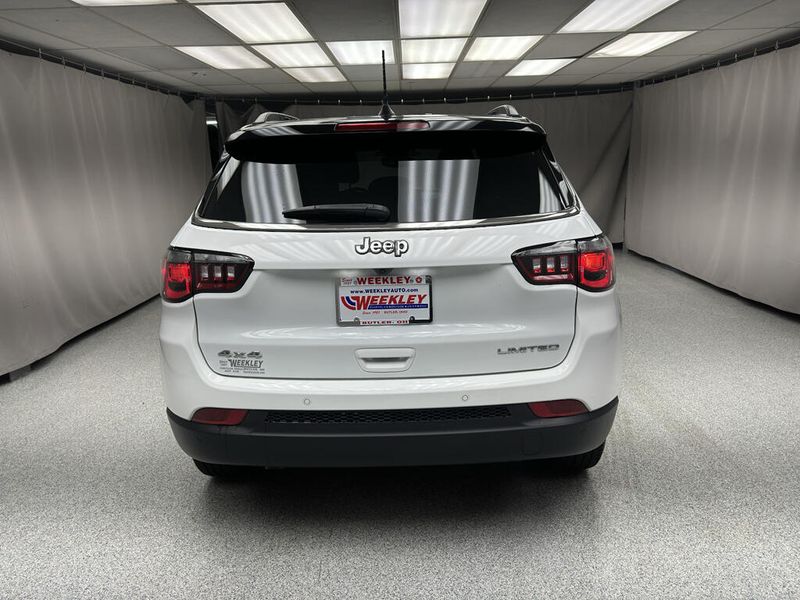 Used 2025 Jeep Compass LimitedImage 3