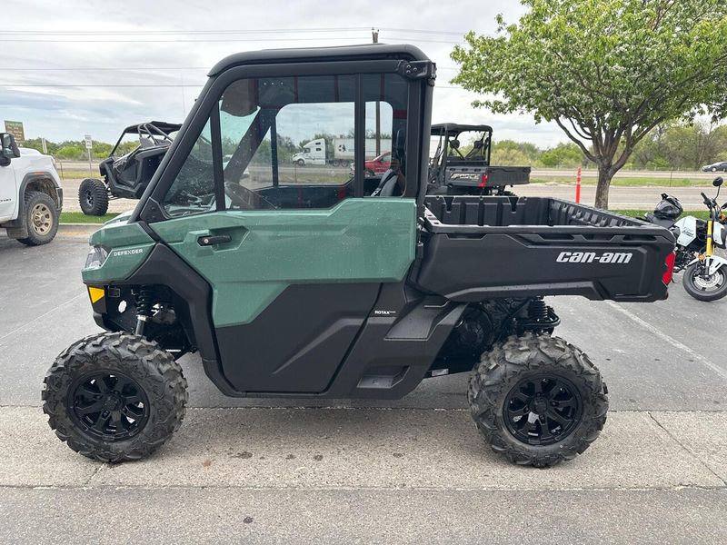 2025 Can-Am DEFENDER DPSCAB HD9 