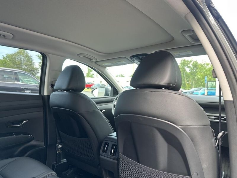 Used 2025 Hyundai Tucson LimitedImage 19