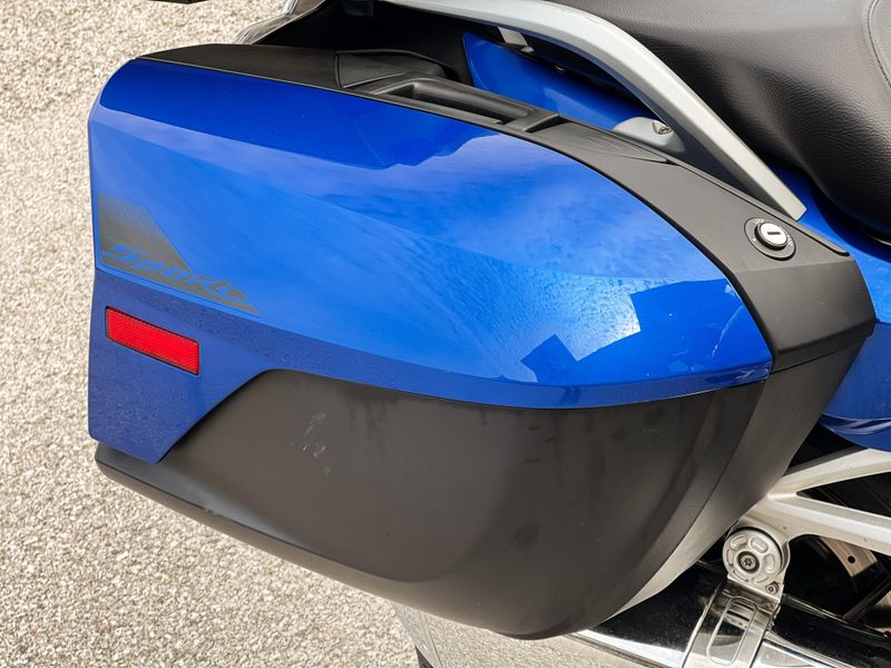 2021 BMW R 1250 RTImage 3