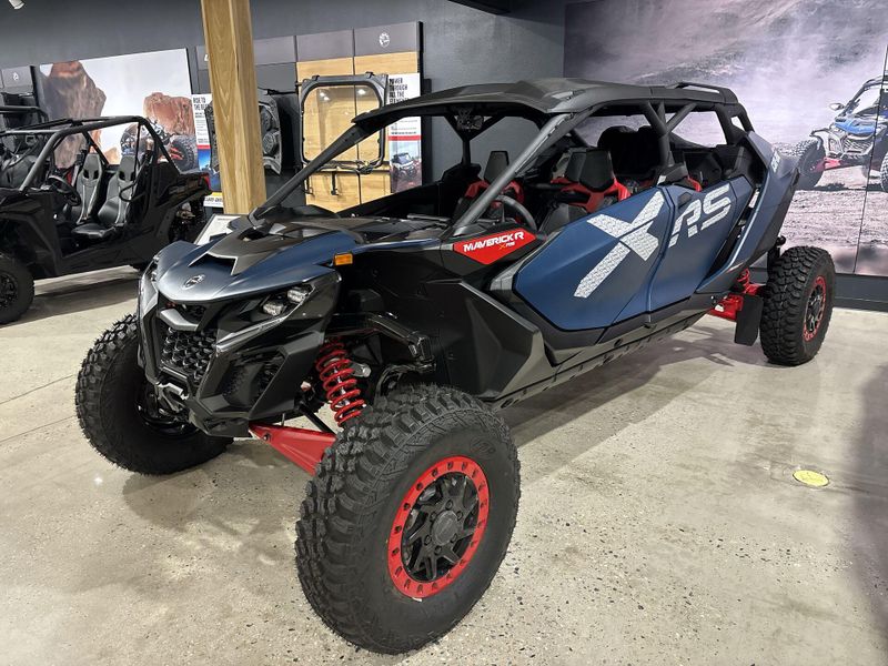 New 2026 Can-Am MAVERICK R MAX X RS WITH SMART-SHOX 999T DCT Image 11
