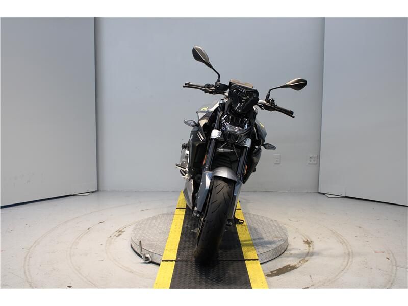 2023 BMW F 900 R Image 4