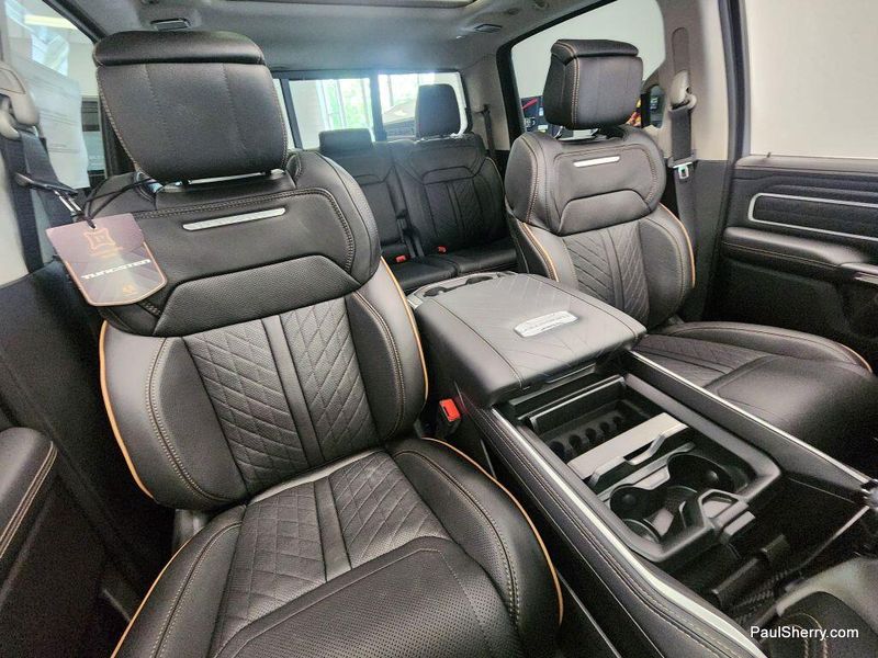 New 2026 RAM 1500 Tungsten Crew Cab 4x4Image 2