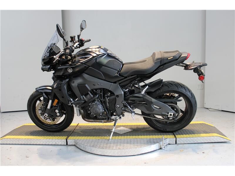 2022 Yamaha MT 10 Image 2