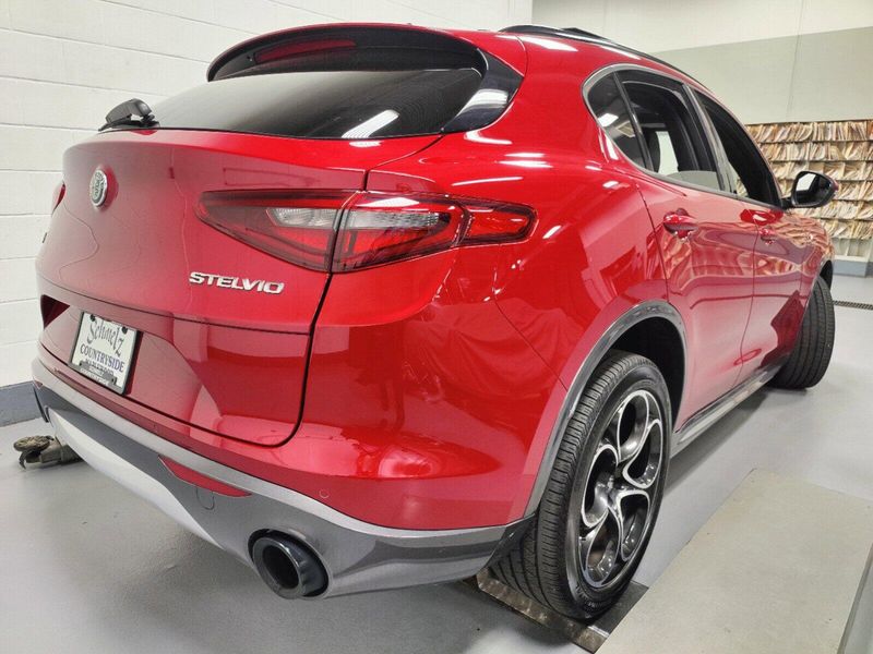 2022 Alfa Romeo Stelvio Ti Premium AWD w/Sunroof/NavImage 14