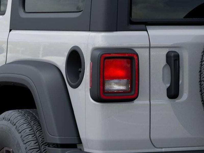 New 2026 Jeep Wrangler 4-door Sport SImage 9