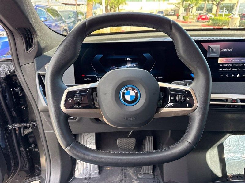 Used 2024 BMW iX xDrive50Image 25