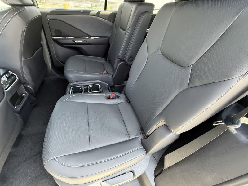 2025 Lexus TX Image 27