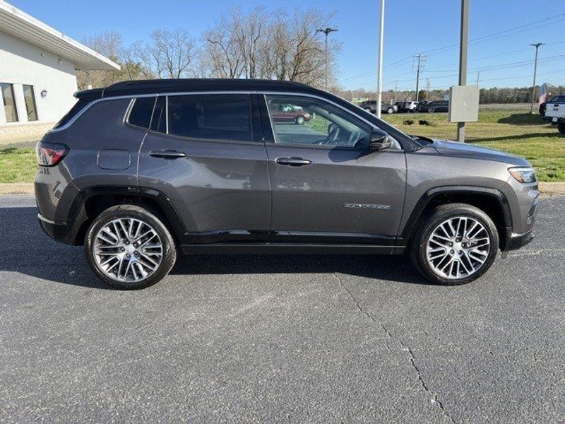 2023 Jeep Compass Limited 4x4Image 8