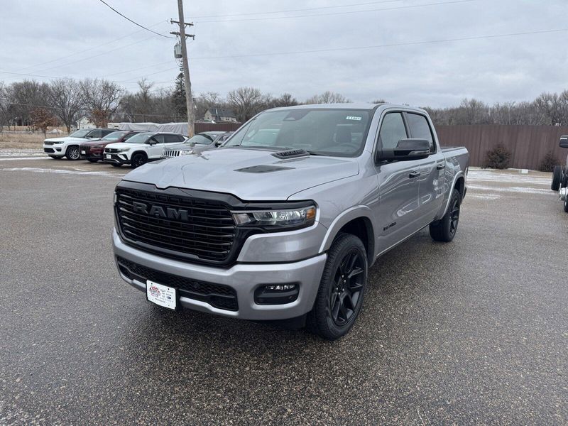 2025 RAM 1500 LaramieImage 4
