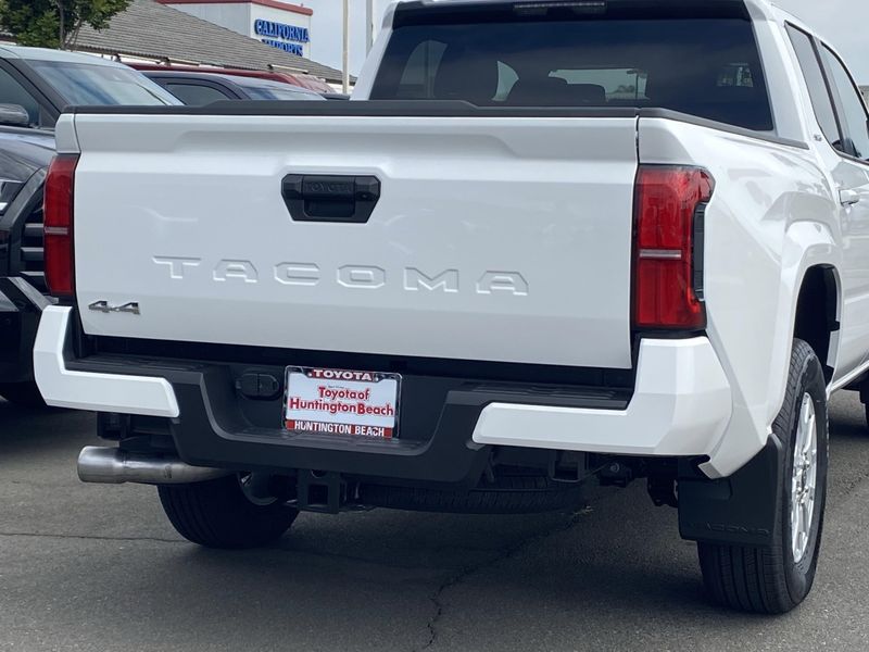New 2025 Toyota Tacoma SR5Image 4