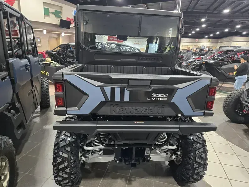 2025 Kawasaki RIDGE XR CREW HVAC Image 12
