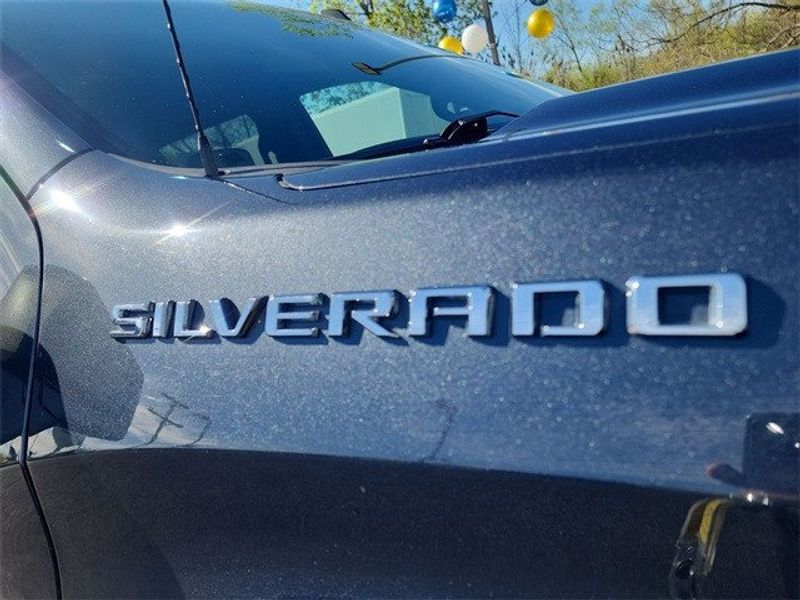 2021 Chevrolet Silverado 1500 RSTImage 10