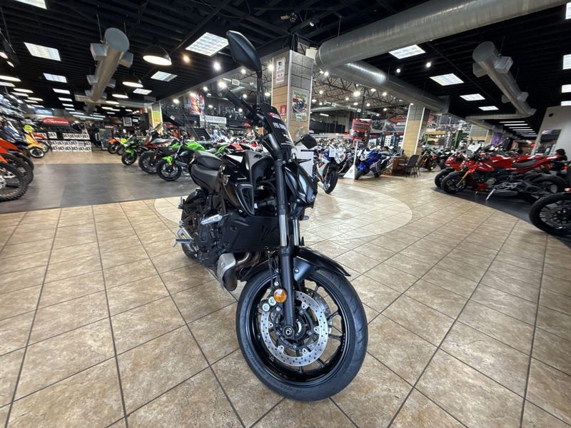 Used 2024 Yamaha MT-07 Image 13
