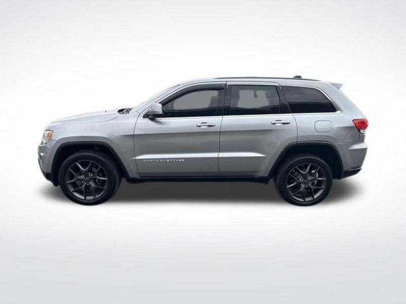 2016 Jeep Grand Cherokee Laredo