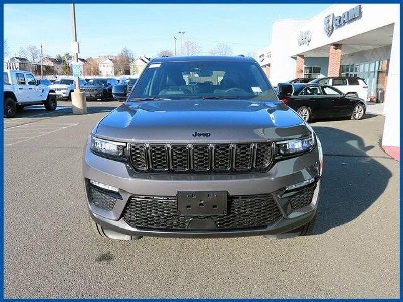 2025 Jeep Grand Cherokee LimitedImage 3