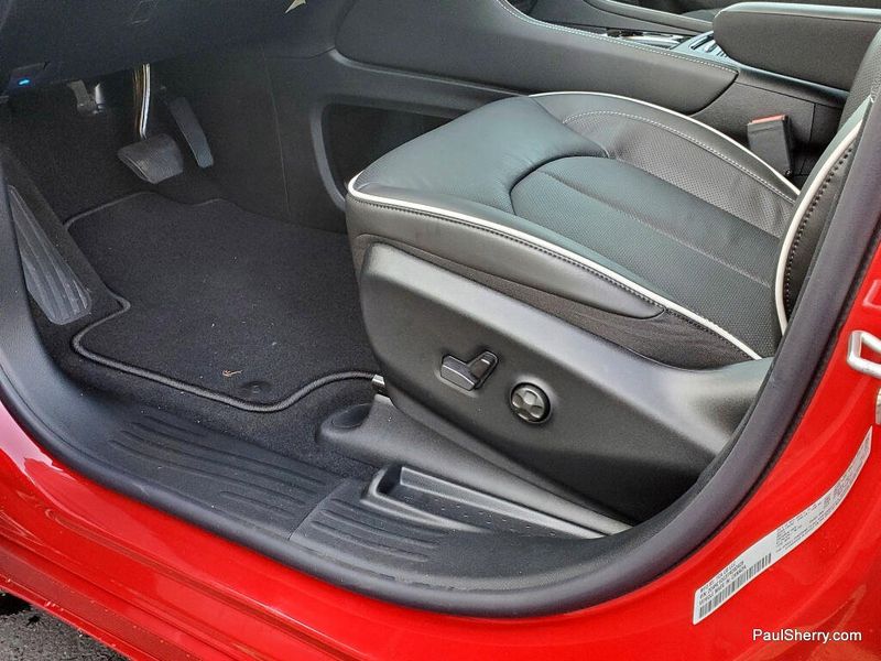 New 2026 Chrysler Pacifica Limited