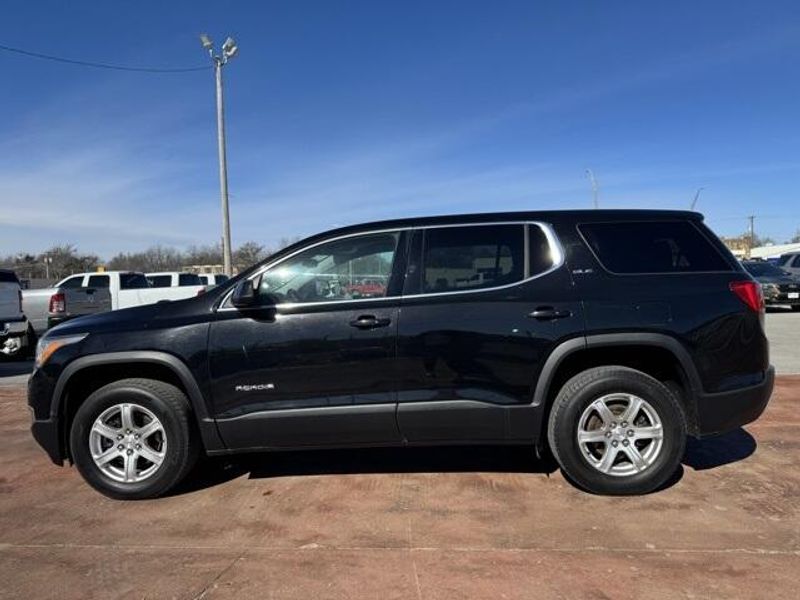 2018 GMC Acadia SLEImage 9