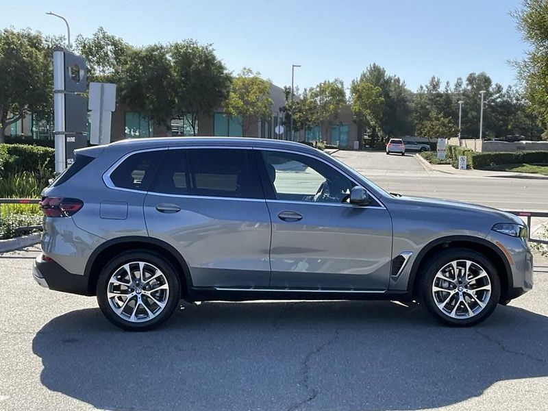 2024 BMW X5 xDrive40iImage 9