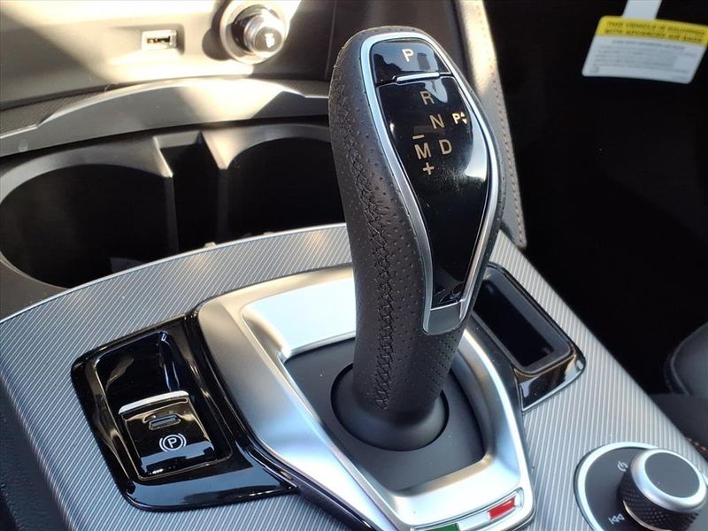 New 2025 Alfa Romeo Stelvio Intensa AwdImage 22