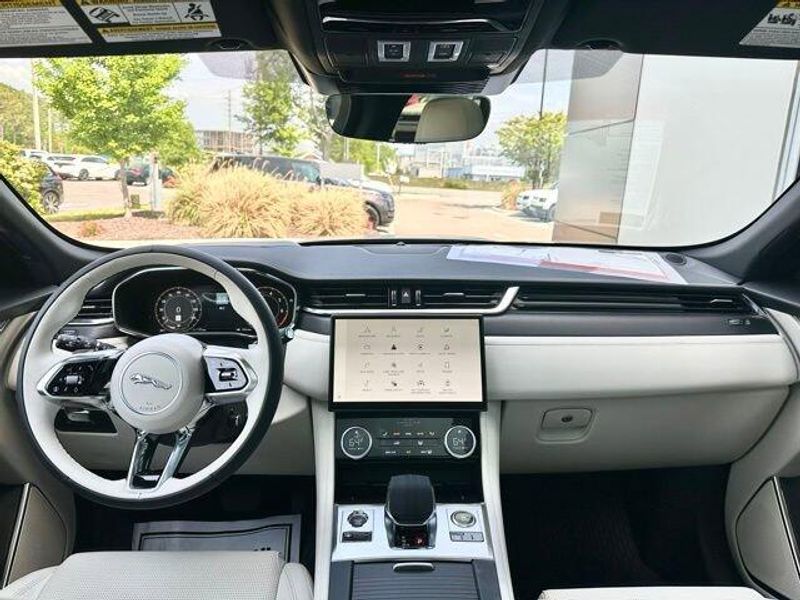 2026 Jaguar F-PACE R-Dynamic S