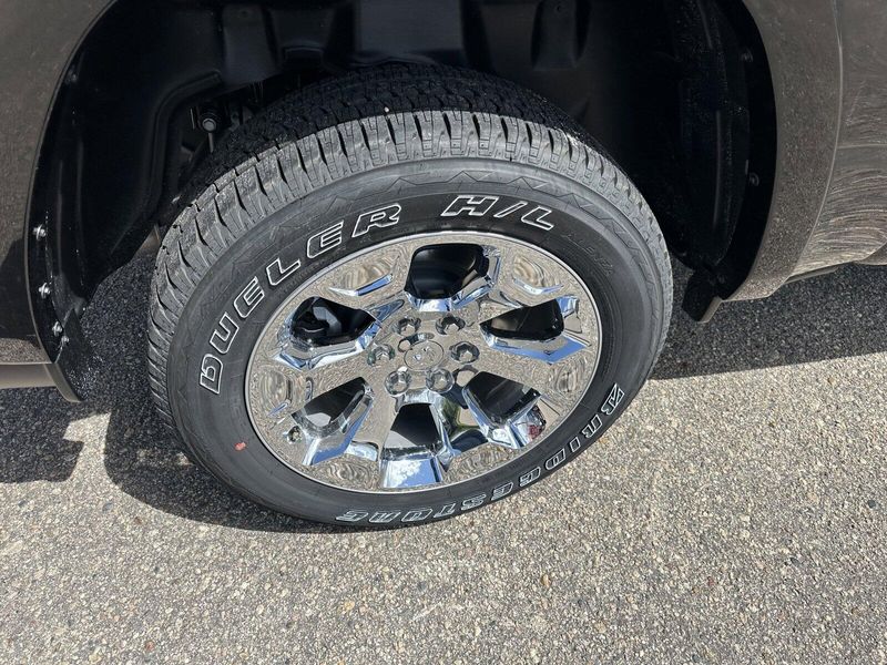 2025 RAM 1500 Big HornImage 10