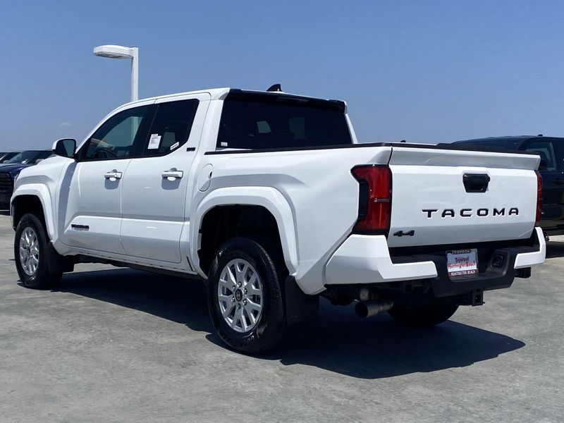 New 2025 Toyota Tacoma SR5Image 5