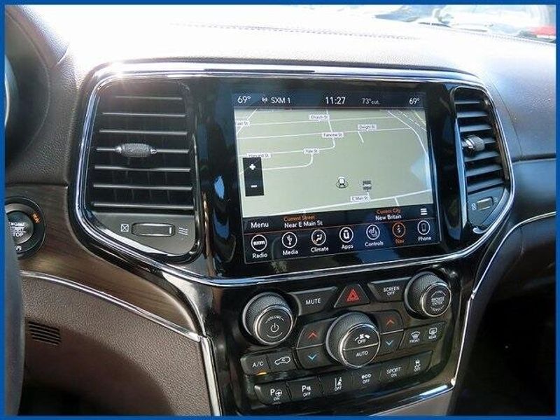 2019 Jeep Grand Cherokee Overland photo 15