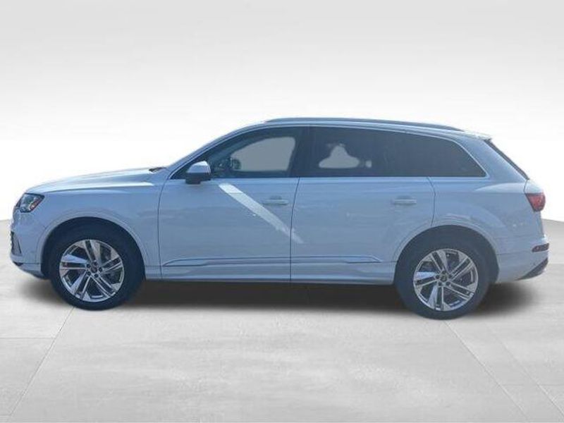 Used 2023 Audi Q7 Premium