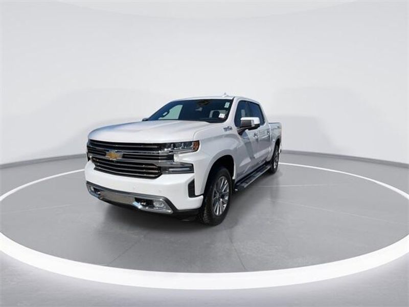 Used 2022 Chevrolet Silverado 1500 LTD High CountryImage 3