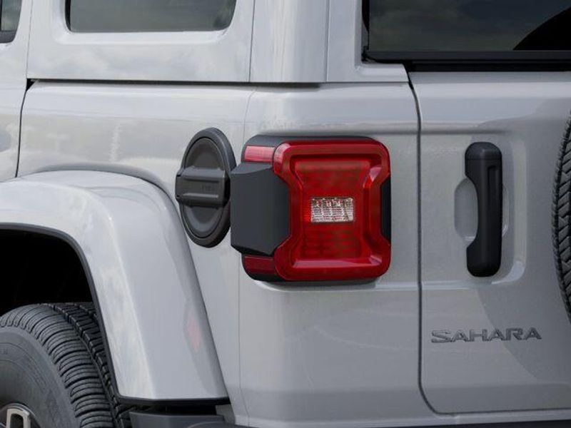 New 2026 Jeep Wrangler 4-door SaharaImage 9