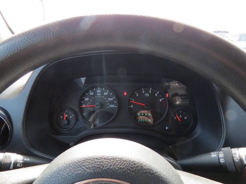 Used 2011 Jeep Patriot Sport 4x4 4dr SUVImage 15