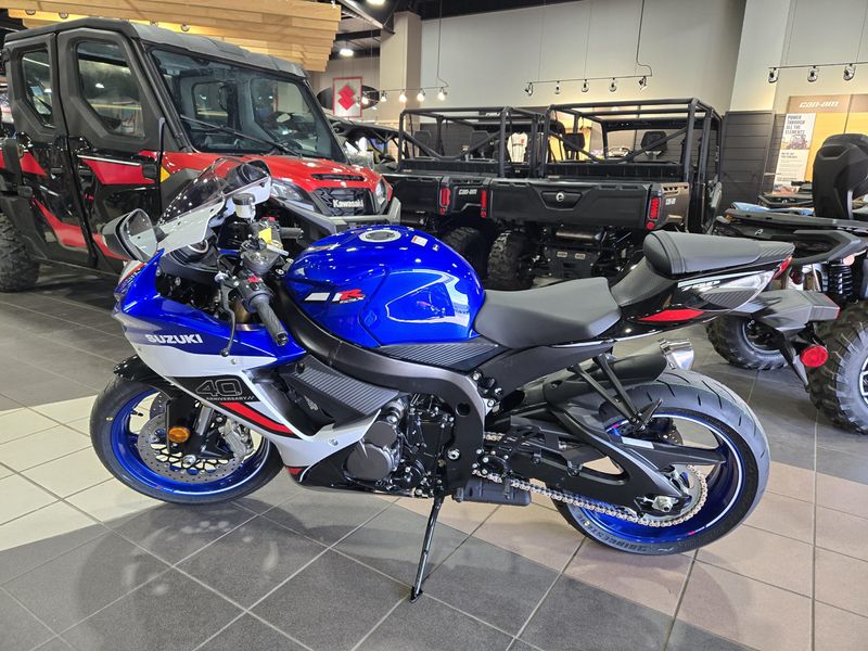 NEW 2026 SUZUKI GSXR750Z 40TH ANNIVERSARY EDITION Image 4