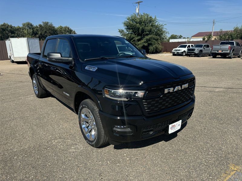 2025 RAM 1500 Big Horn Crew Cab 4x4 5