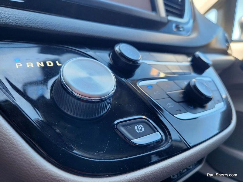 2022 Chrysler Voyager LXImage 46