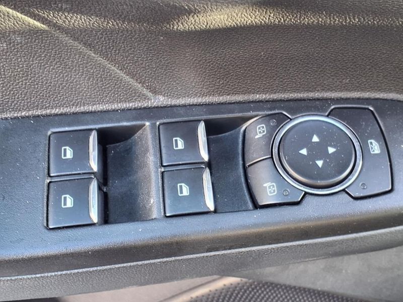 Used 2021 Ford Escape Hybrid TitaniumImage 19