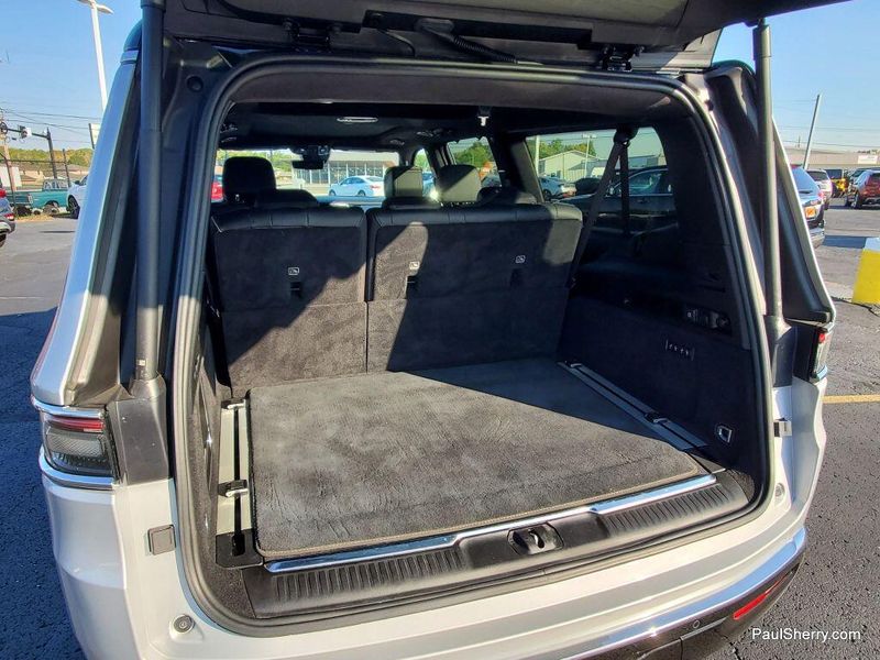 2024 Jeep Grand Wagoneer L III photo 15