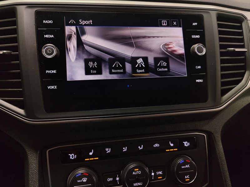 Used 2020 Volkswagen Atlas Cross Sport V6 AWD SE w/TechnologyImage 21