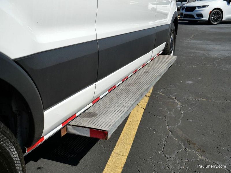 2020 Ford Transit photo 9