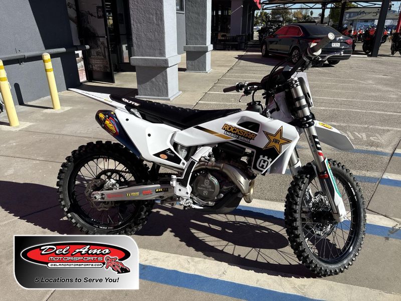 New 2025 Husqvarna FC 450 FACTORY EDITION Image 1