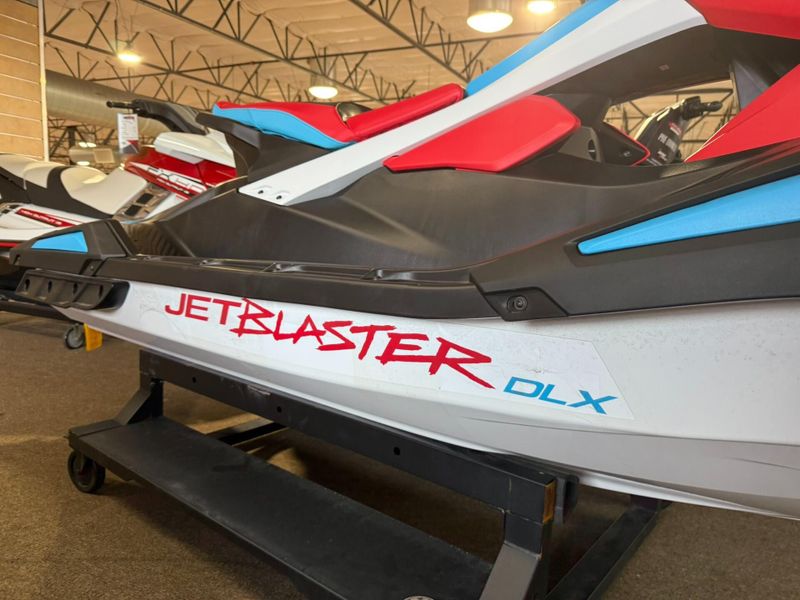 New 2025 Yamaha JETBLASTER DLX (3UP) Image 8