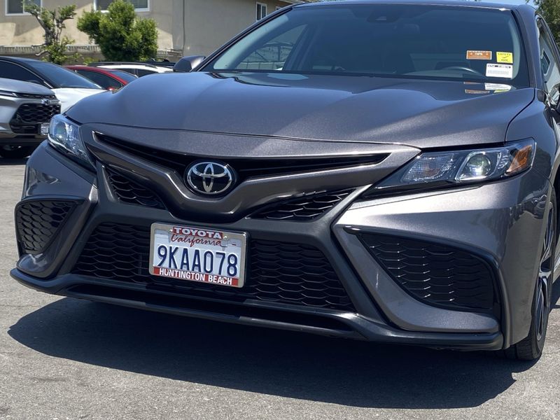 Used 2024 Toyota Camry SEImage 7