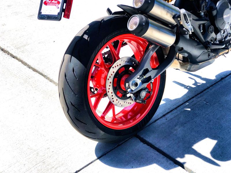 New 2027 Ducati MONSTER 896 Image 21