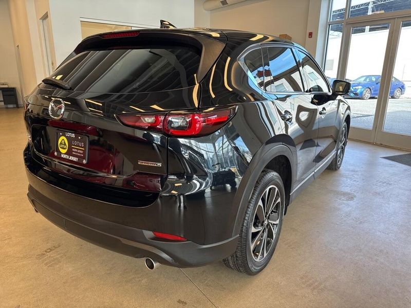 2022 Mazda CX-5 2.5 S Premium Package