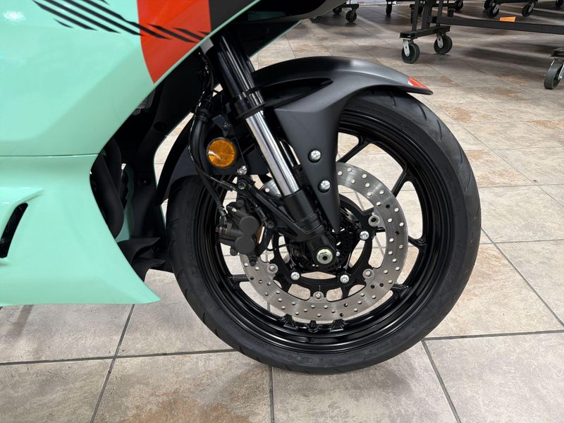 New 2026 Yamaha YZF-R3 ABS CA Image 20