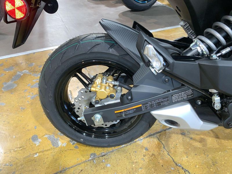 2025 Kawasaki Z125 PRO Image 16